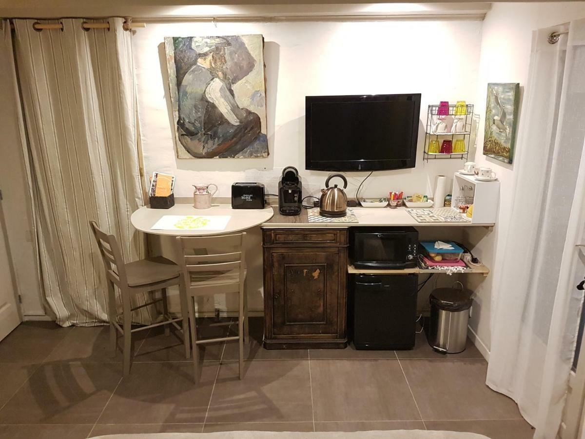 Chambre D'Hote - Mas Le Barret Arles Kültér fotó